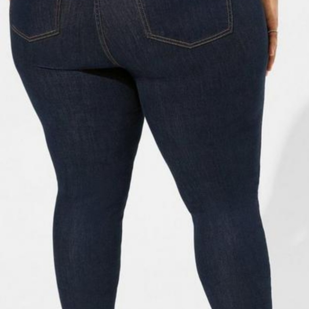 Pull on Lean Jean